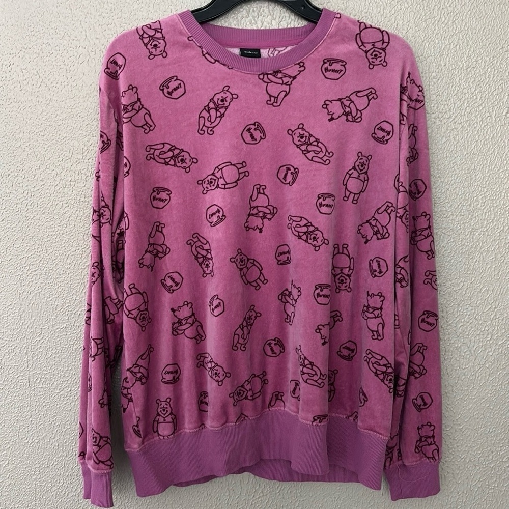 Disney Winnie the Pooh Velour Crew Sweatshirt Sleep Top Womens Large Pink Rose